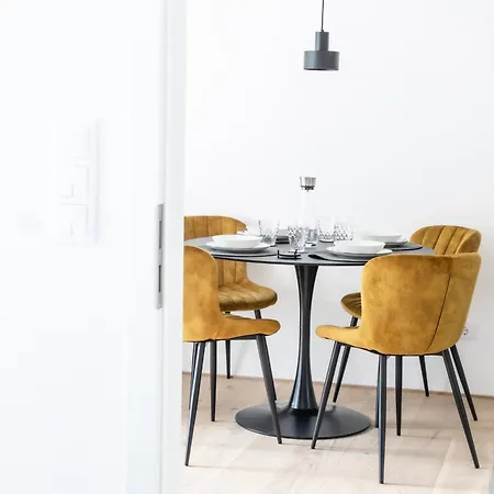 Apartment Rosengarten By Hello